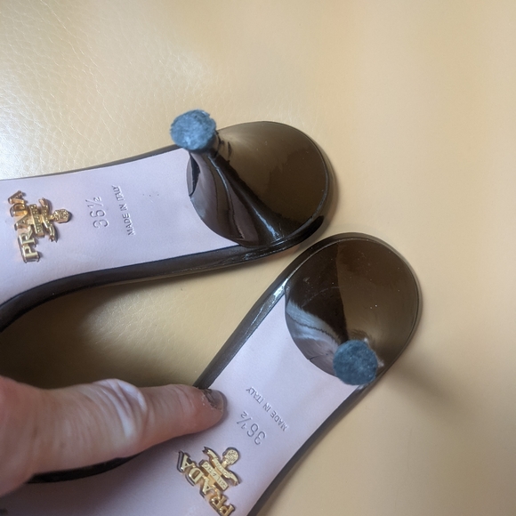 Prada slides size 36.5 with ornate jewel like detail - Picture 6 of 10